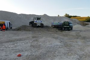 Stevns Miljø Service vaskede entreprenørmaskine i Faxe